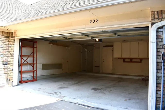 a view of a garage