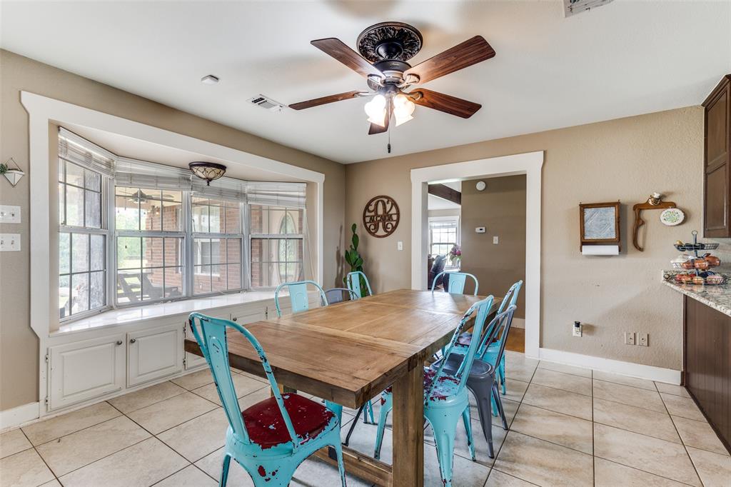 415 Star Shell Road Decatur, TX 76234 - Photo 16 of 39
