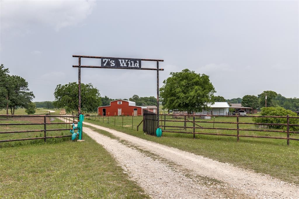 415 Star Shell Road Decatur, TX 76234 - Photo 26 of 39