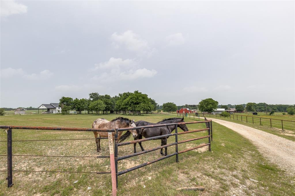 415 Star Shell Road Decatur, TX 76234 - Photo 27 of 39