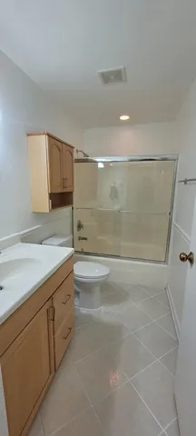 $259,900 | 760 Weidner Road, Unit 107, Buffalo Grove, IL 60089