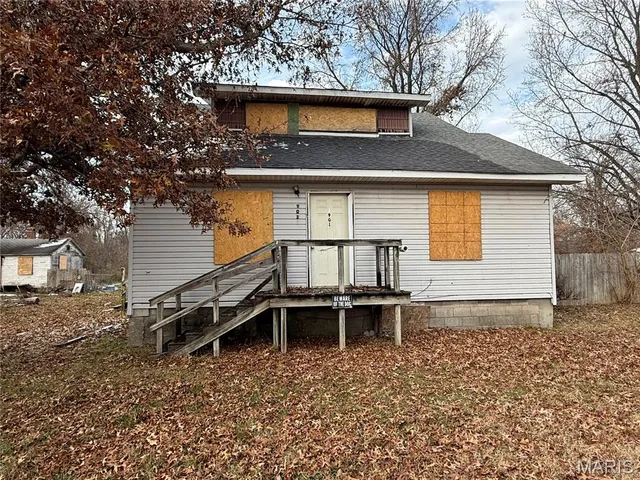 $10,500 | 901 West 7th Street, West Frankfort, IL 62896
