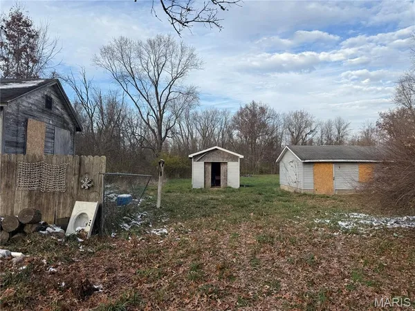 $10,500 | 901 West 7th Street, West Frankfort, IL 62896