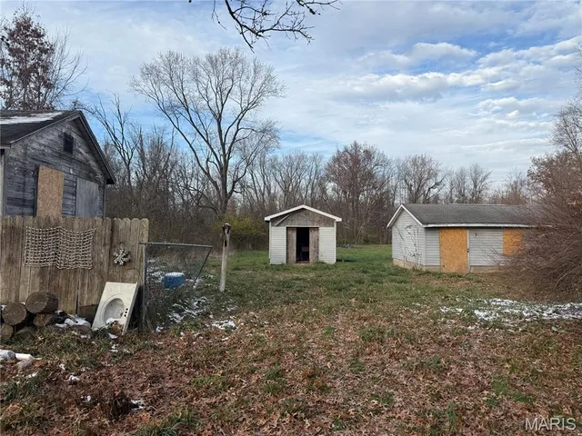 $10,500 | 901 West 7th Street, West Frankfort, IL 62896