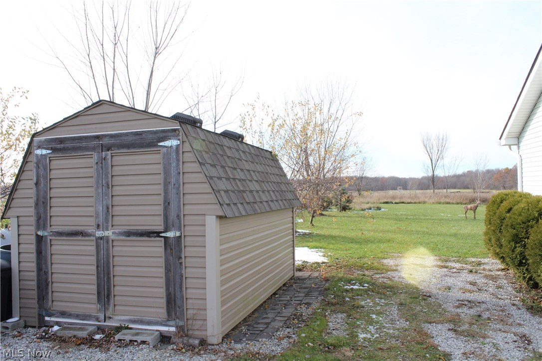 4300 Bryenton Road Litchfield, OH 44253 - Photo 5 of 29 Gallery Image 5
