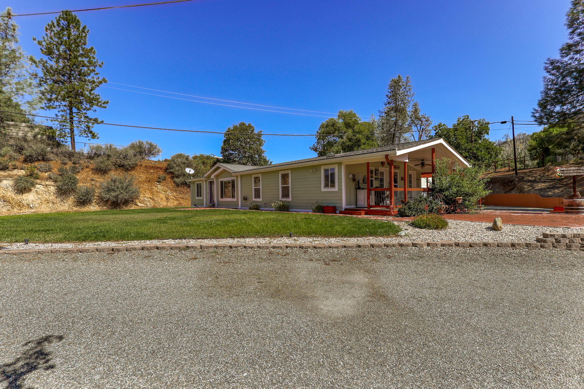 551 Lewiston Road Lewiston, CA 96052 - Photo 42 of 51 front view of a house with a yard