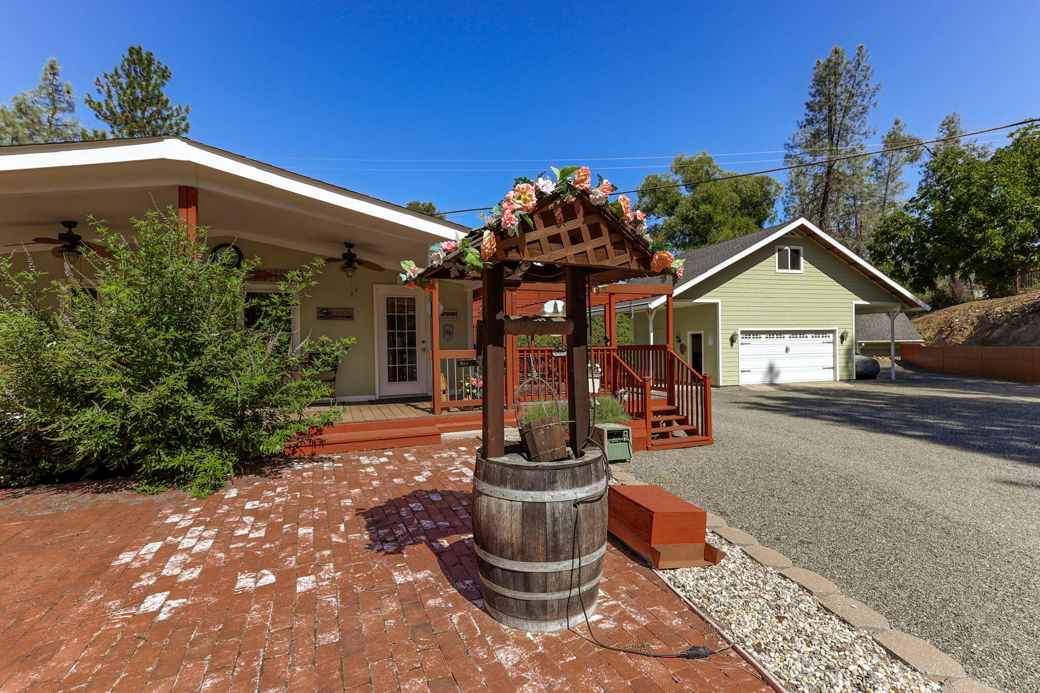551 Lewiston Road Lewiston, CA 96052 - Photo 43 of 51 a front view of house with yard outdoor seating and green space