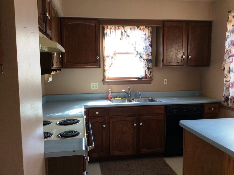 416 South 1st Street Decatur, IN 46733 - Photo 7 of 19