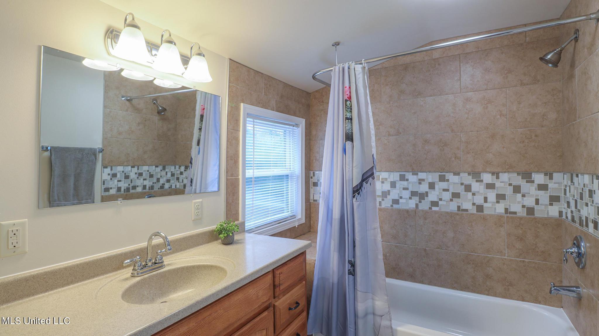 14148 John Lee Road Biloxi, MS 39532 - Photo 17 of 33 14148 John Lee-14018