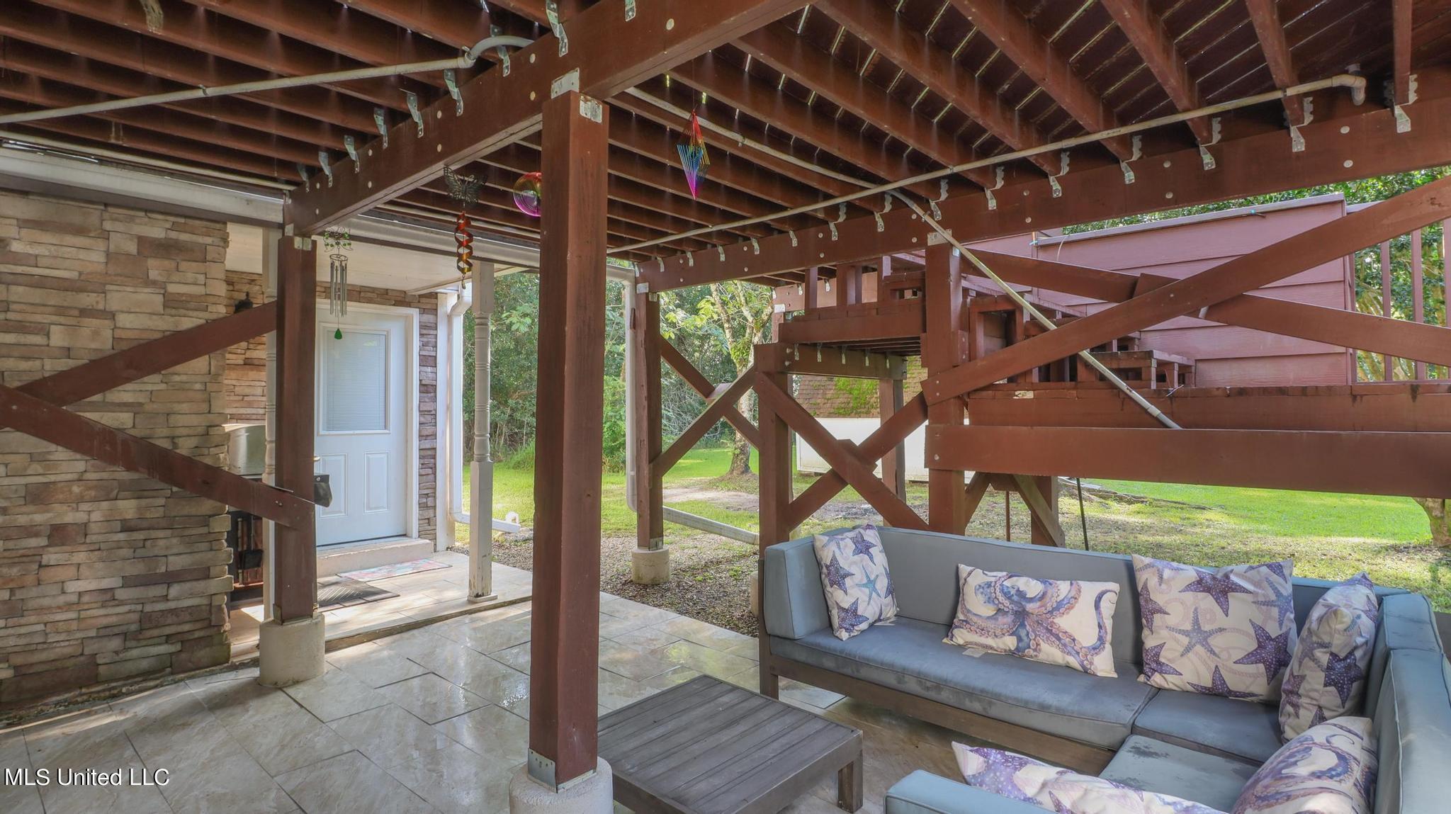 14148 John Lee Road Biloxi, MS 39532 - Photo 29 of 33 14148 John Lee-14034