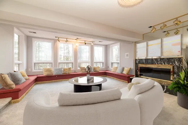 $995,500 | 7129 Lakeridge Place, Kalamazoo, MI 49009