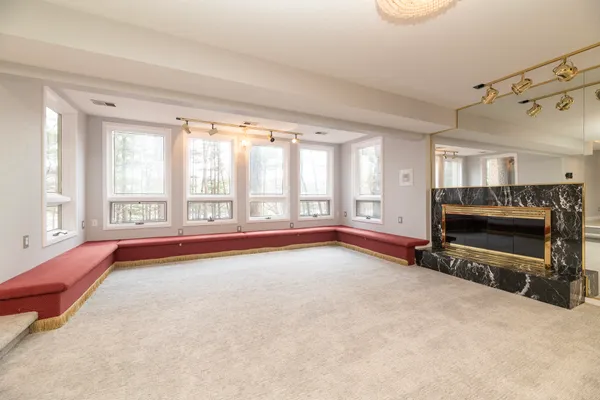 $995,500 | 7129 Lakeridge Place, Kalamazoo, MI 49009