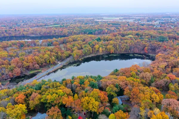$995,500 | 7129 Lakeridge Place, Kalamazoo, MI 49009