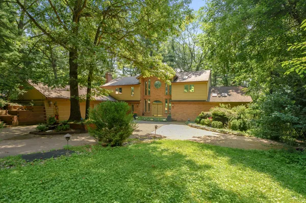 $995,500 | 7129 Lakeridge Place, Kalamazoo, MI 49009