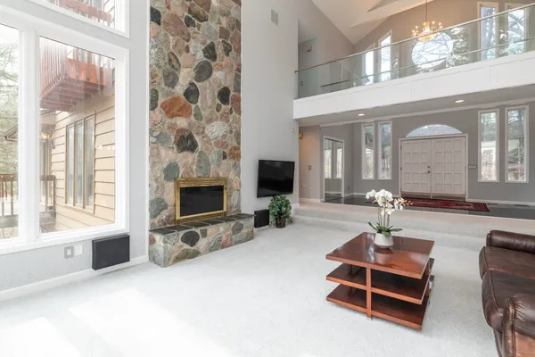 $995,500 | 7129 Lakeridge Place, Kalamazoo, MI 49009