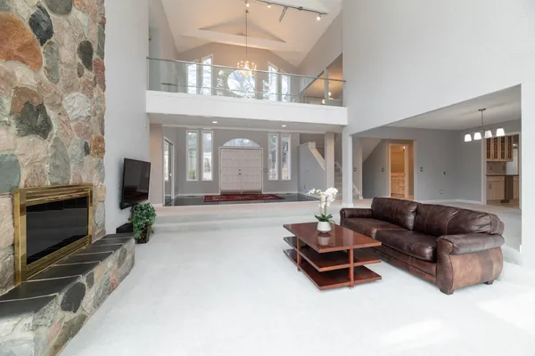 $995,500 | 7129 Lakeridge Place, Kalamazoo, MI 49009