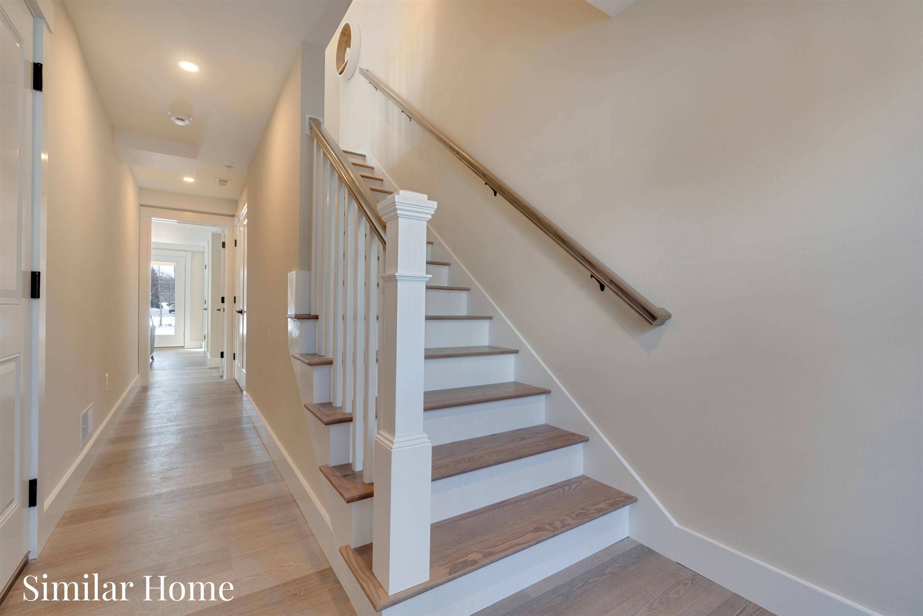 4 Thompson Road North Hampton, NH 03862 - Photo 2 of 33