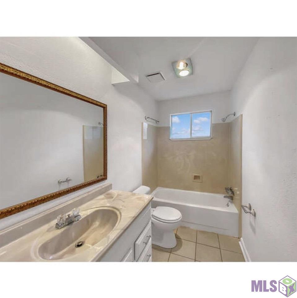 13736 Broad Court Baton Rouge, LA 70810 - Photo 8 of 13 Gallery Image 8