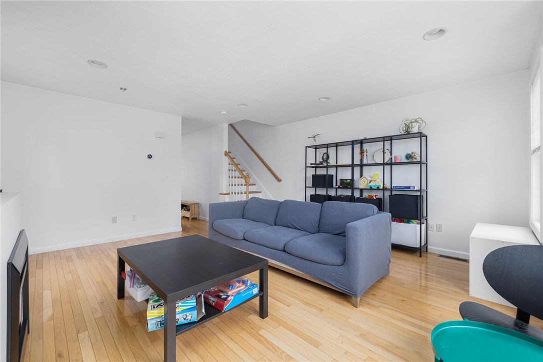 26 7th Street, Unit 1 Providence, RI 02906 - Photo 16 of 40