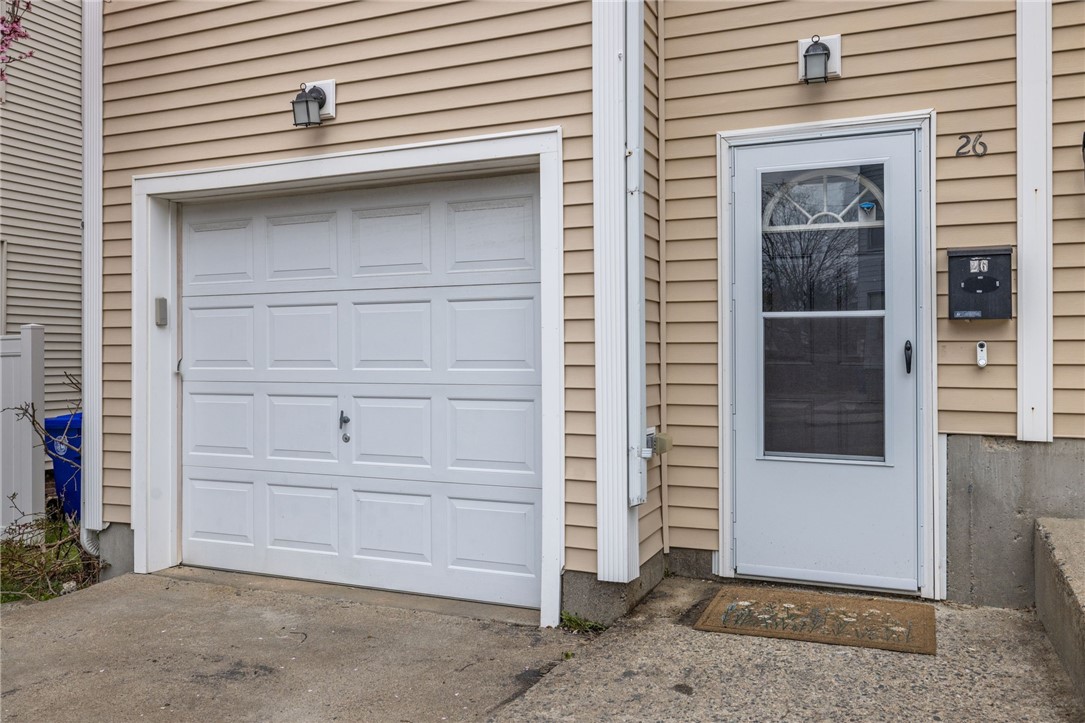 26 7th Street, Unit 1 Providence, RI 02906 - Photo 2 of 40