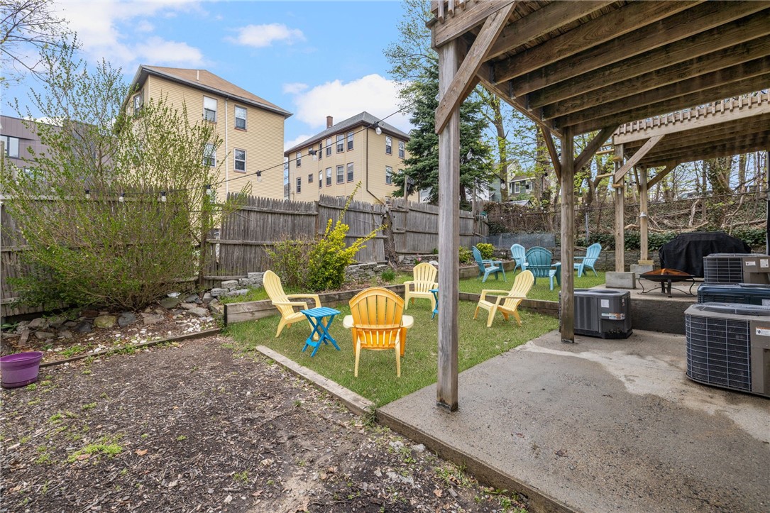 26 7th Street, Unit 1 Providence, RI 02906 - Photo 37 of 40