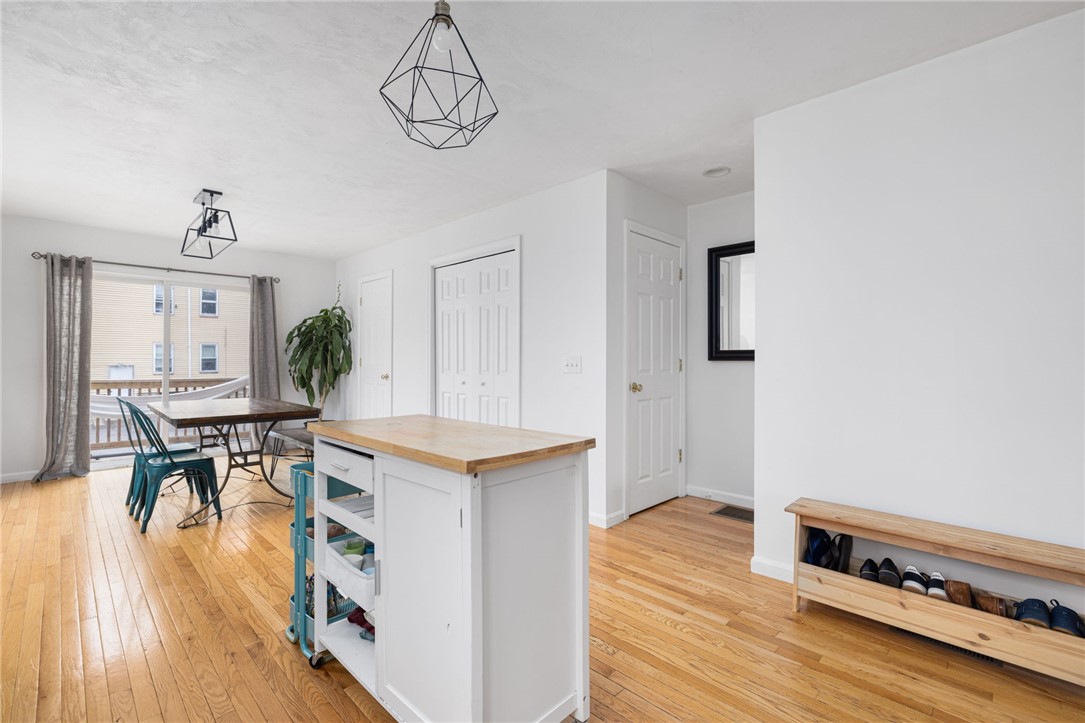 26 7th Street, Unit 1 Providence, RI 02906 - Photo 4 of 40