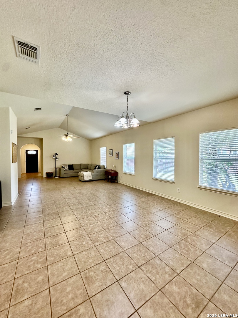 10226 Homburg Ranch Helotes, TX 78023 - Photo 3 of 16