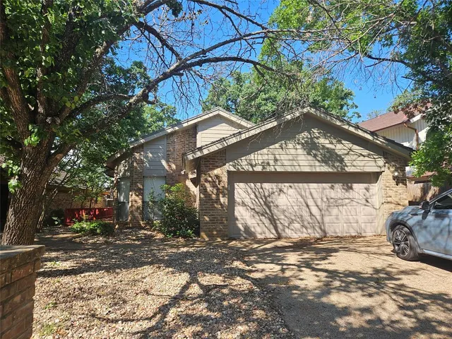 $2,300 | 108 Summit Cove, Trophy Club, TX 76262