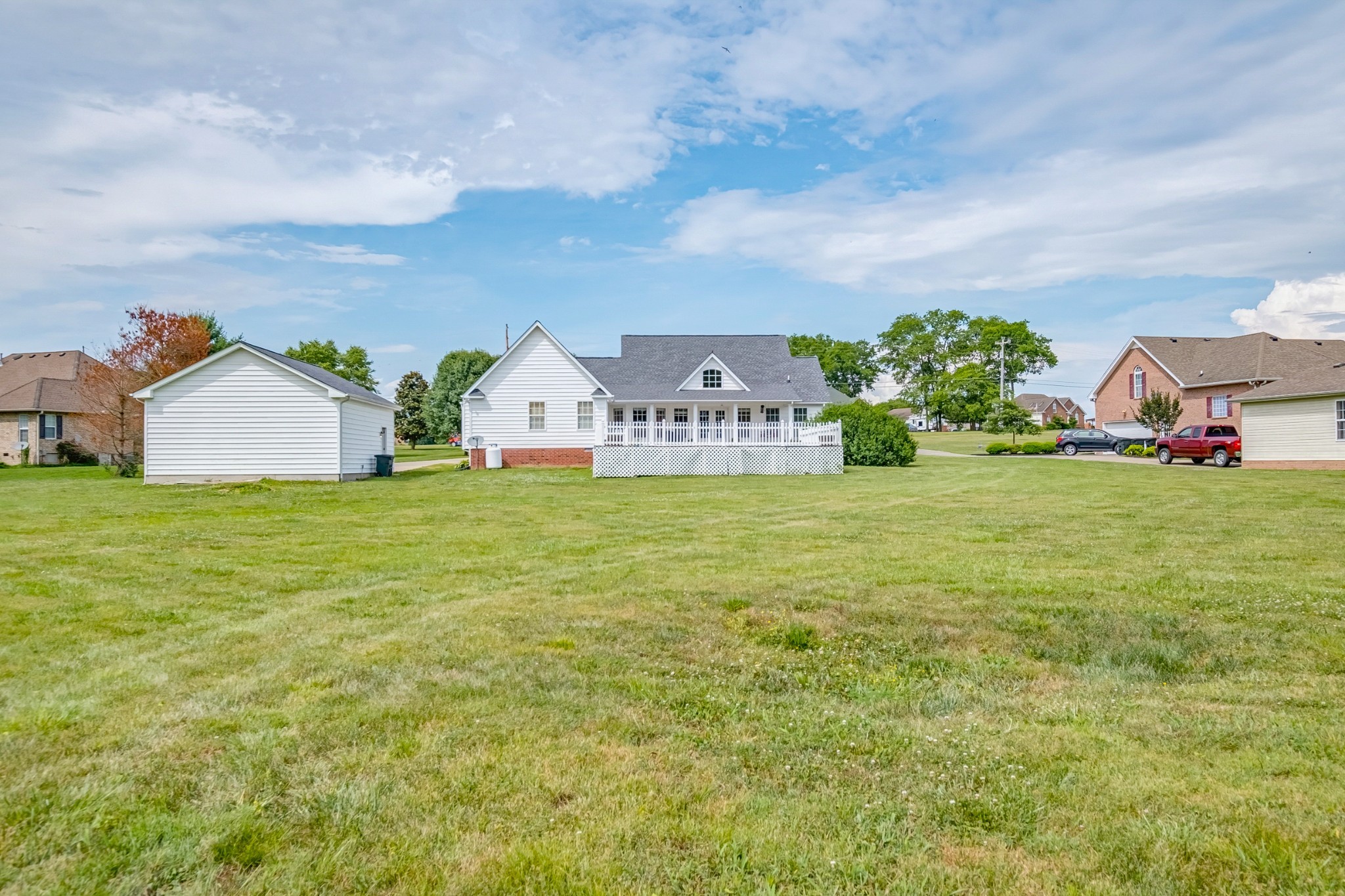1043 Emerald Way Castalian Springs, TN 37031 - Photo 38 of 45 a view of a house with yard and sitting area