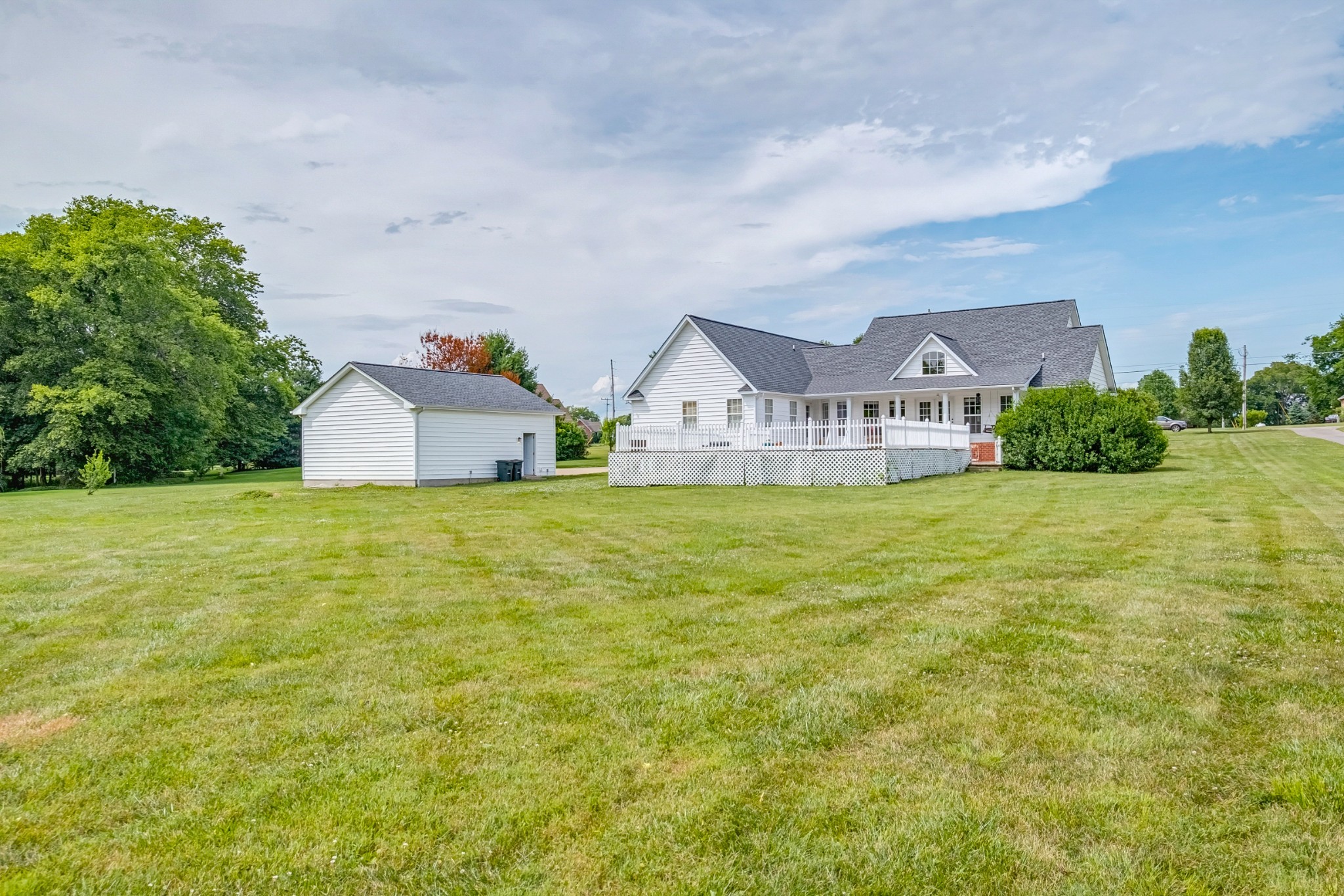 1043 Emerald Way Castalian Springs, TN 37031 - Photo 39 of 45 a view of house with garden