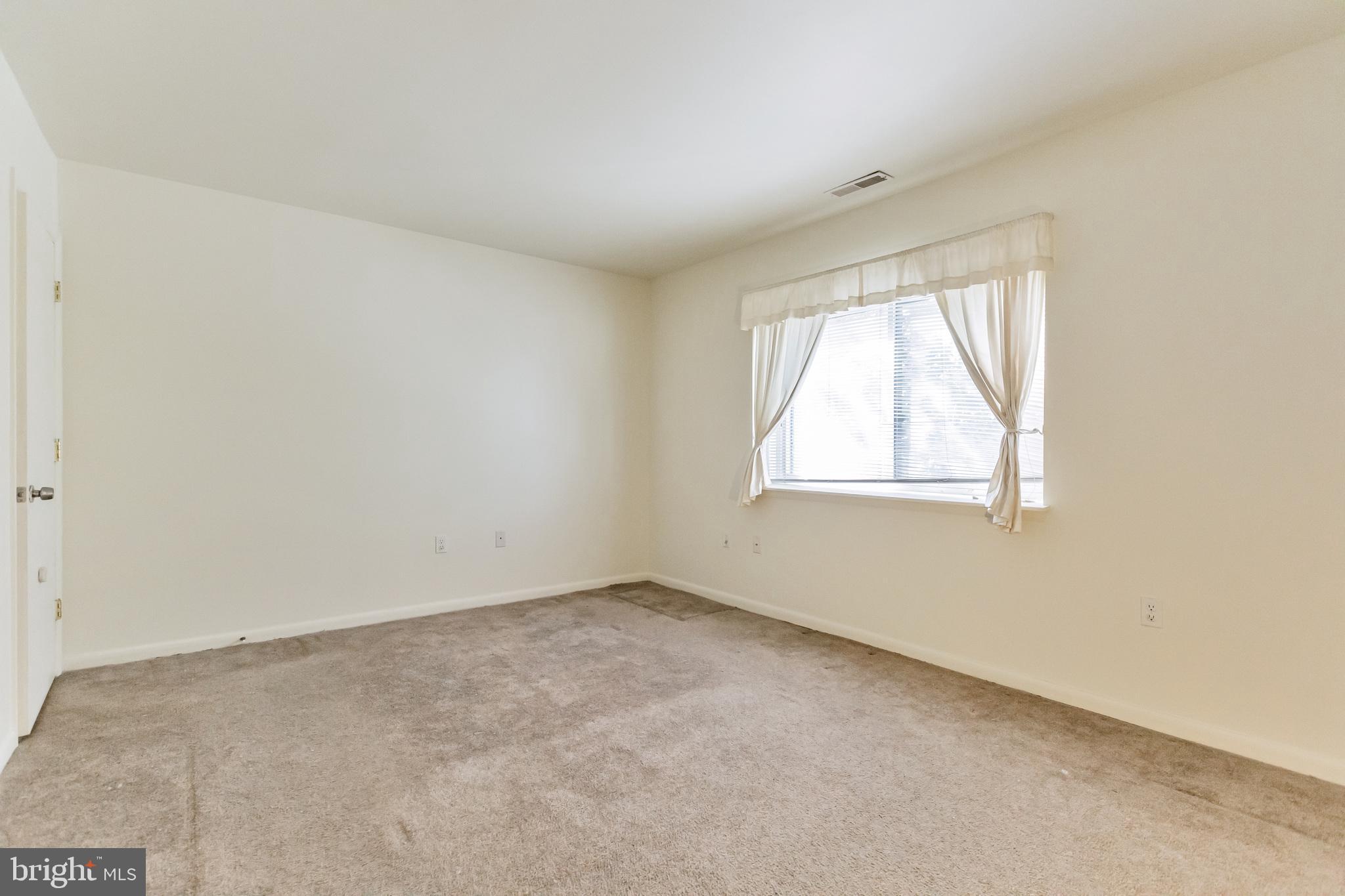 8030 Ditman Street, Unit 21D Philadelphia, PA 19136 - Photo 19 of 34