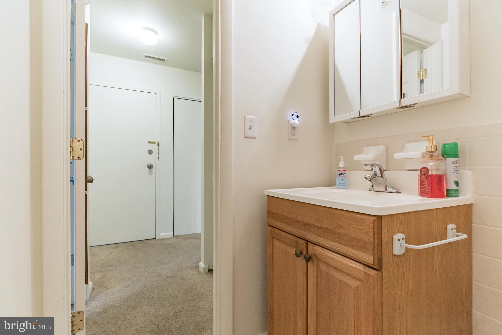 8030 Ditman Street, Unit 21D Philadelphia, PA 19136 - Photo 25 of 34