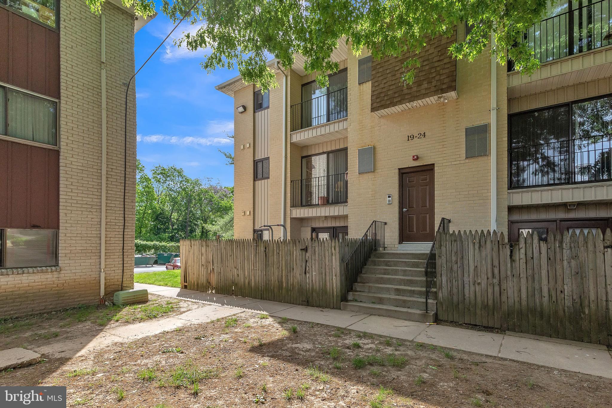 8030 Ditman Street, Unit 21D Philadelphia, PA 19136 - Photo 4 of 34