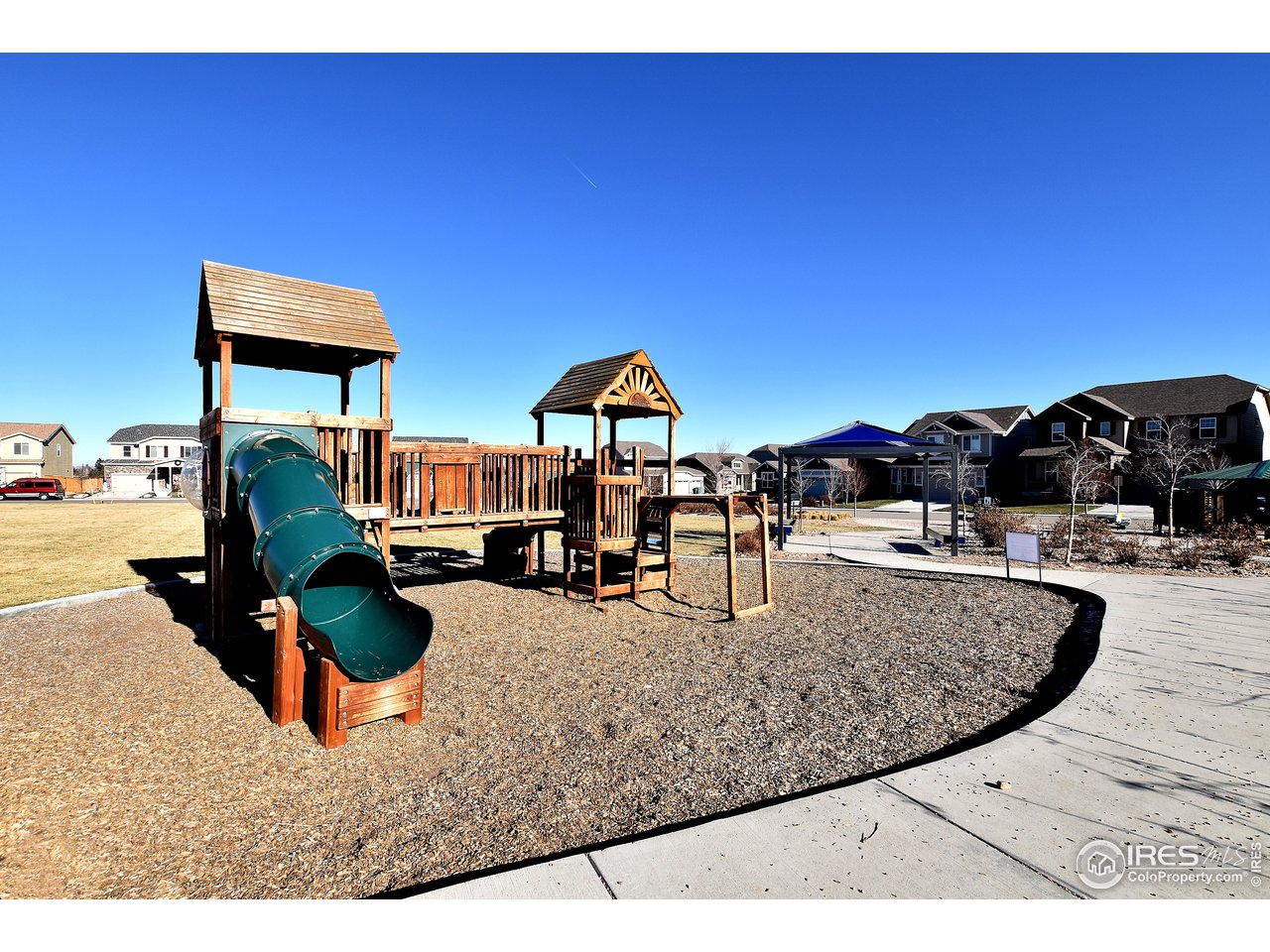 882 Wagon Bend Road Berthoud, CO 80513 - Photo 27 of 31 Perfect location, only two doors down from the neighborhood park.