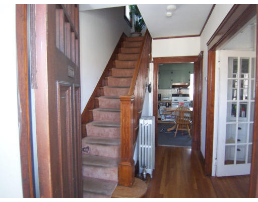 40 Surry Road Arlington, MA 02476 - Photo 3 of 10 Gallery Image 3