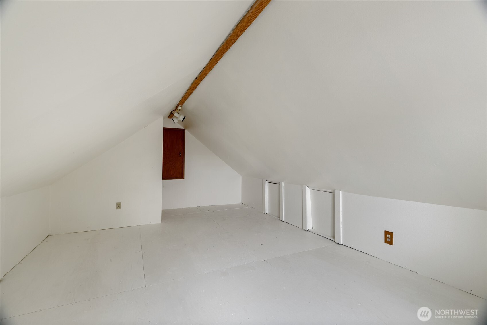 7007 Dahlberg Road Ferndale, WA 98248 - Photo 24 of 35 a view of room and stairs