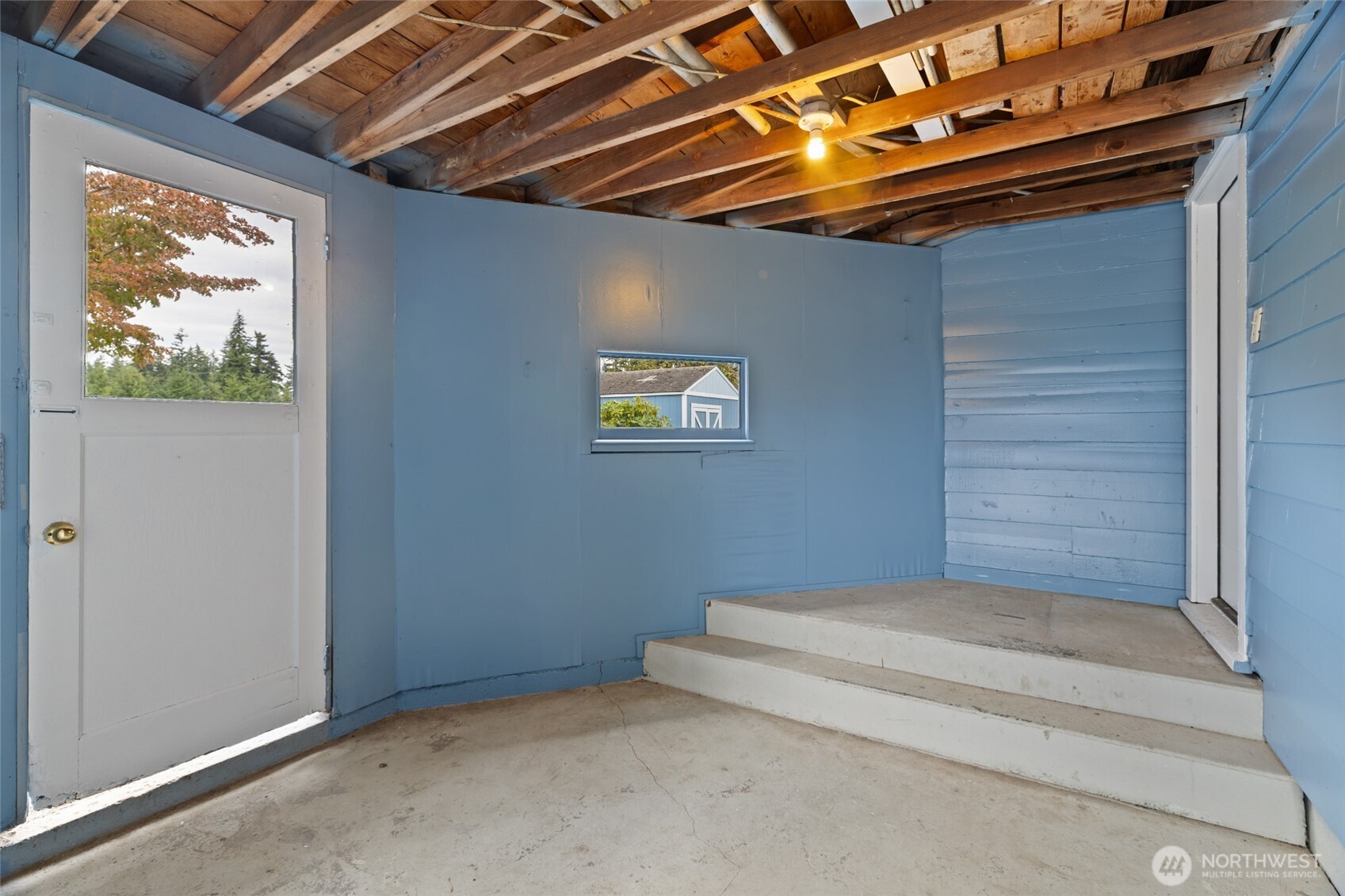 7007 Dahlberg Road Ferndale, WA 98248 - Photo 28 of 35 a bathroom with a toilet and a shower