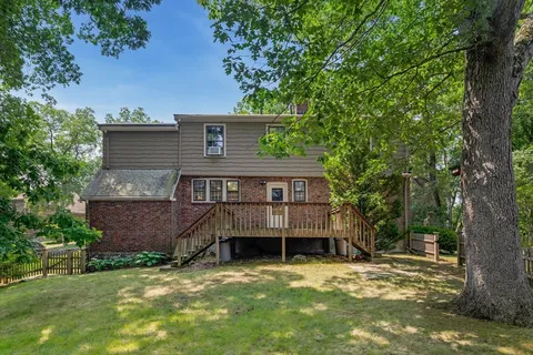 $1,300,000 | 3 Chesterford Terrace, Winchester, MA 01890