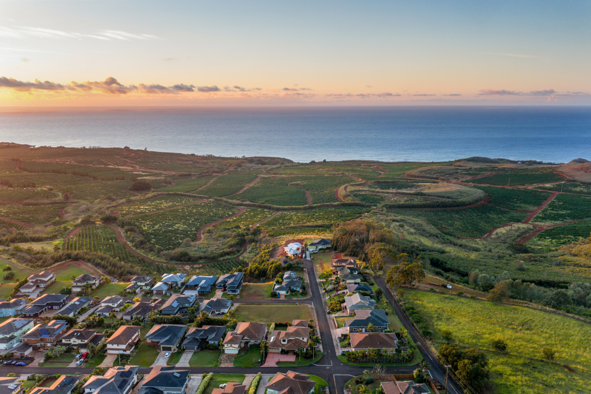 38 Kua'ainā Street Kalaheo, HI 96741 - Photo 15 of 18 a view of city and mountain