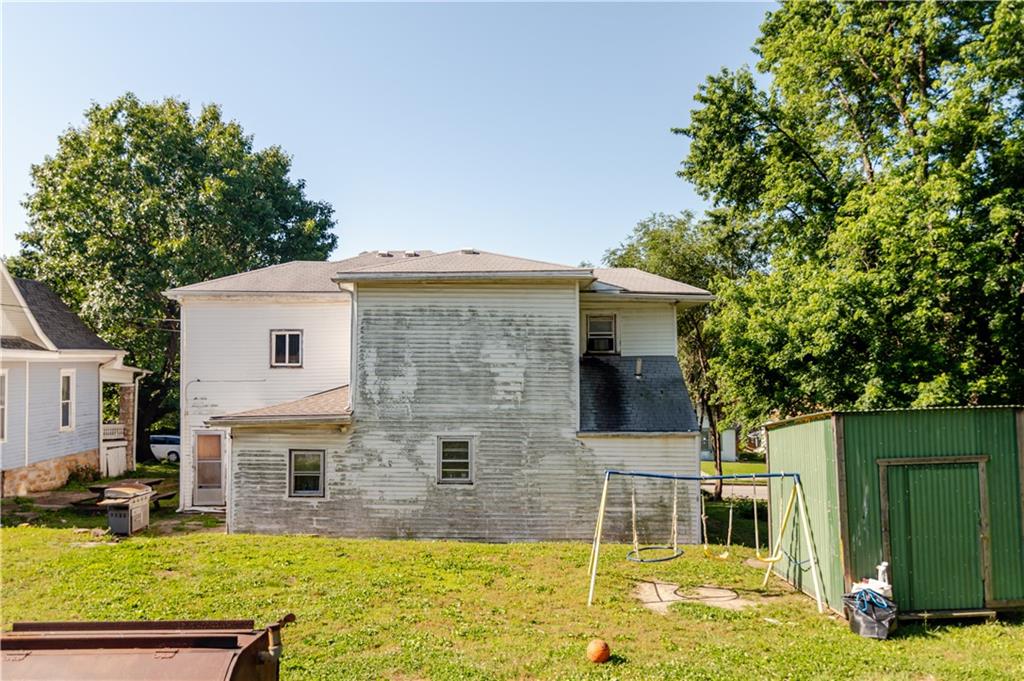 1125 Atchison Street Atchison, KS 66002 - Photo 21 of 85