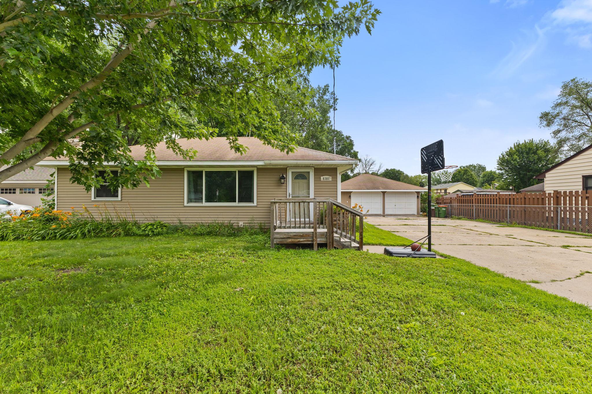 8385 East River Road Northwest Coon Rapids, MN 55433 - Photo 3 of 31 Gallery Image 3
