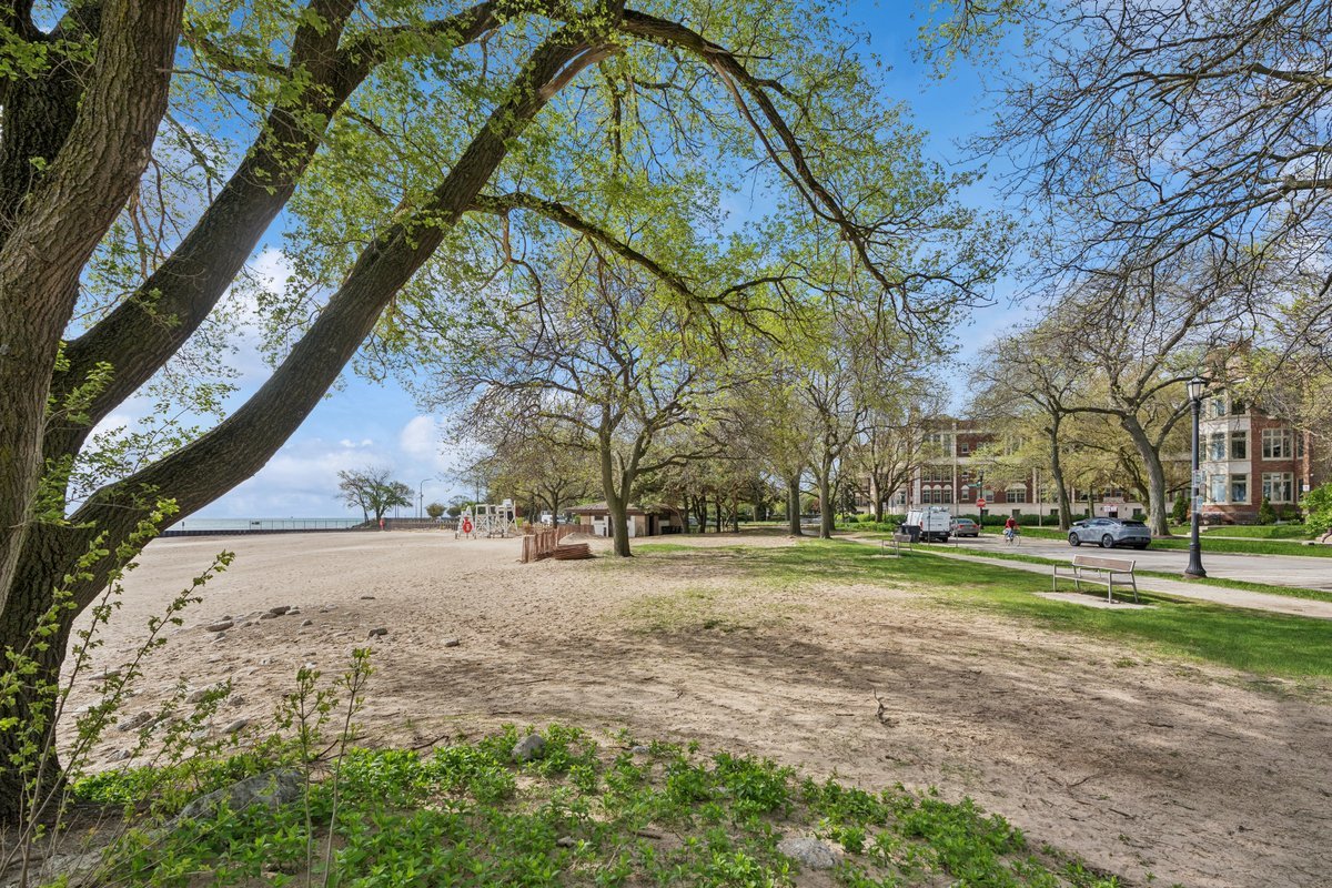 500 Sheridan Road, Unit GE Evanston, IL 60202 - Photo 20 of 21 Gallery Image 20