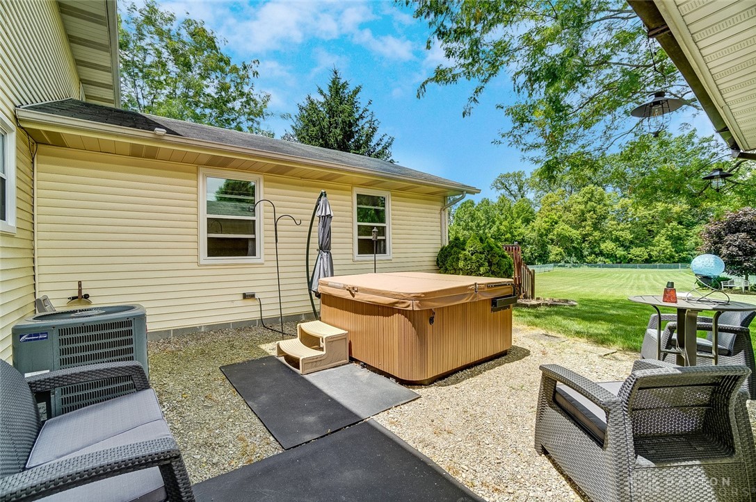 1054 Kingsgate Road Springfield, OH 45503 - Photo 50 of 56 Gallery Image 50
