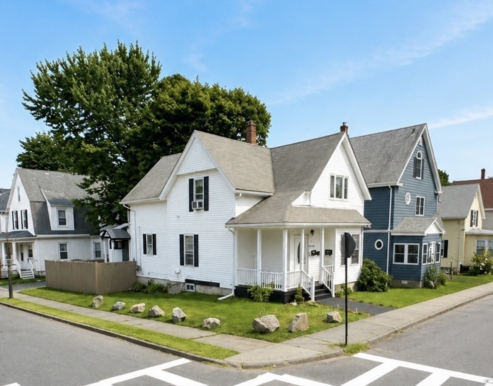 29 Birch Street Saugus, MA 01906 - Photo 3 of 30
