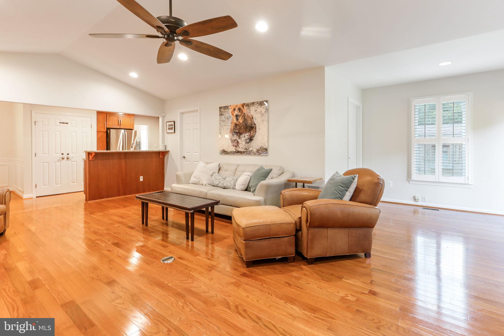 8011 Jackson Road Alexandria, VA 22308 - Photo 15 of 64