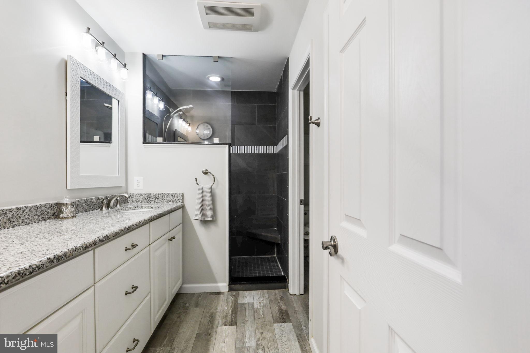 8011 Jackson Road Alexandria, VA 22308 - Photo 37 of 64