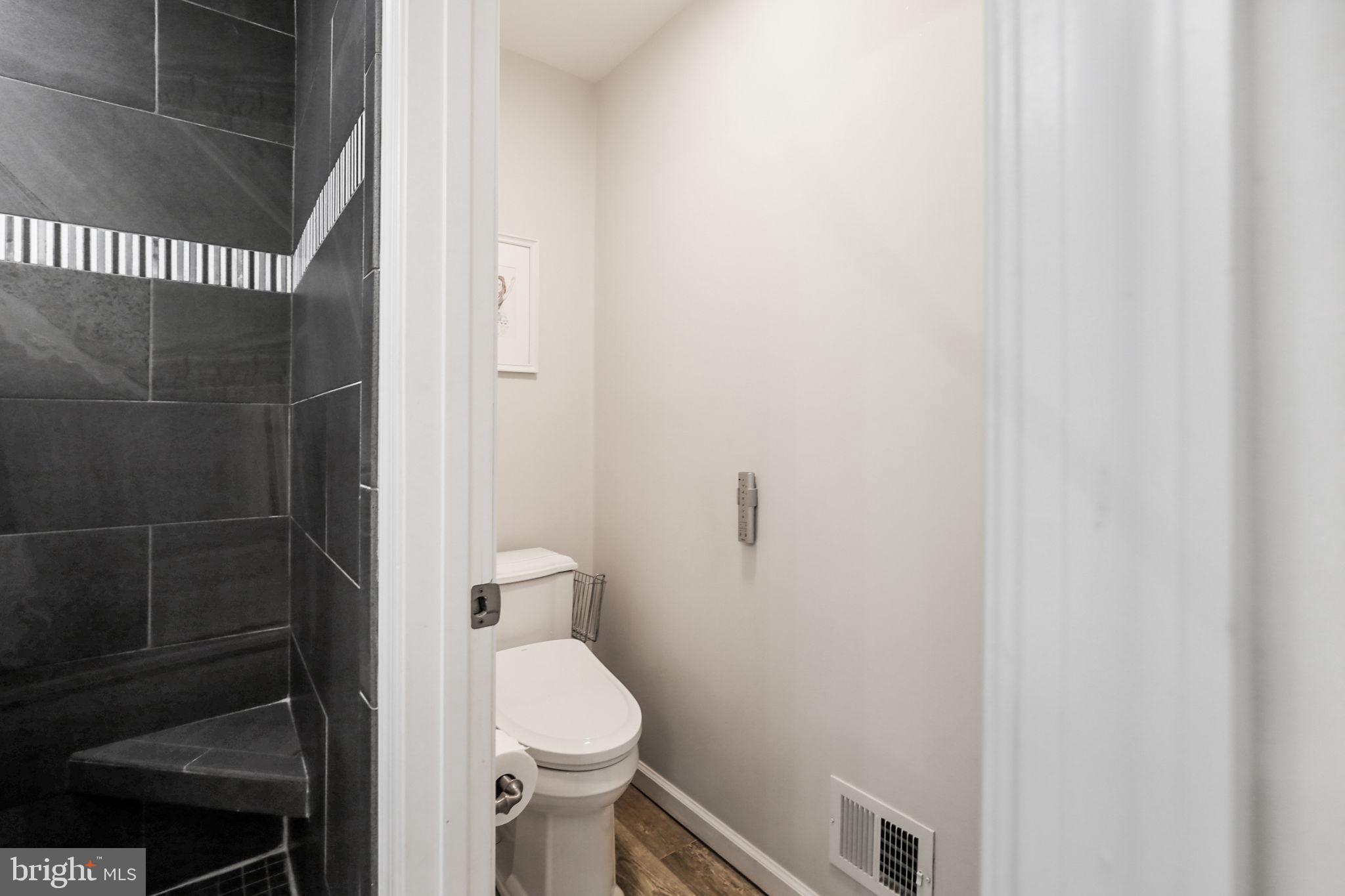 8011 Jackson Road Alexandria, VA 22308 - Photo 41 of 64