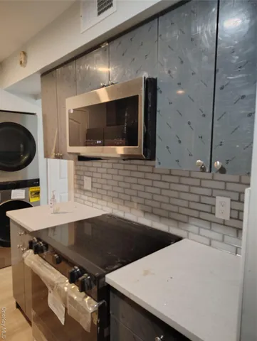 $2,850 | Undisclosed Address, Ridge, NY 11961