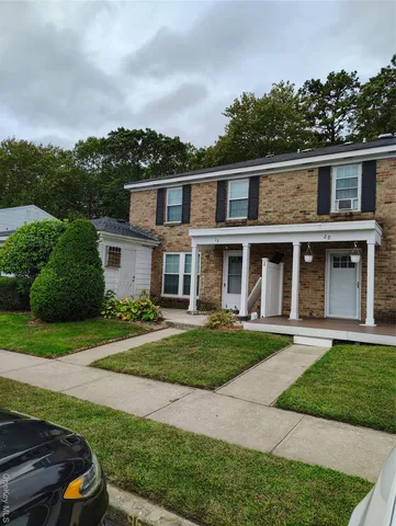 $2,850 | Undisclosed Address, Ridge, NY 11961