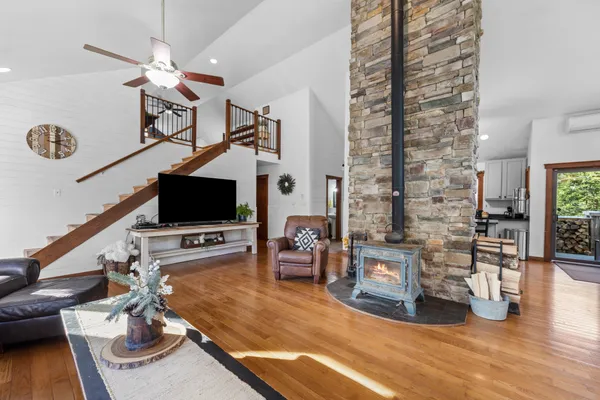 $608,000 | 69 Laffin Road, Frankfort, ME 04438